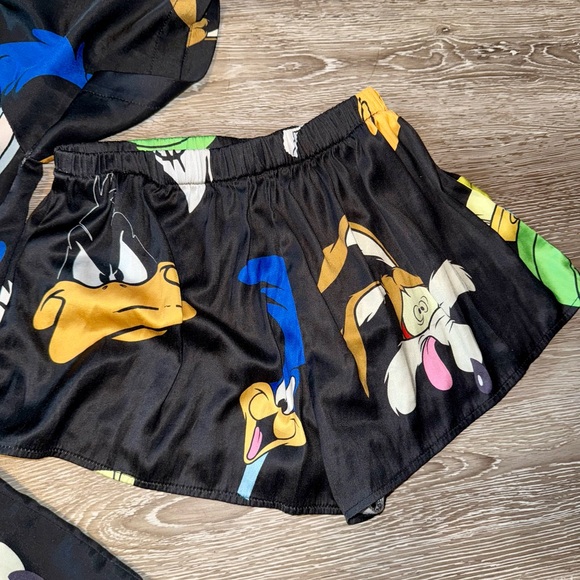 Tooning In Boxer Lounge Set - Picture 6 of 7